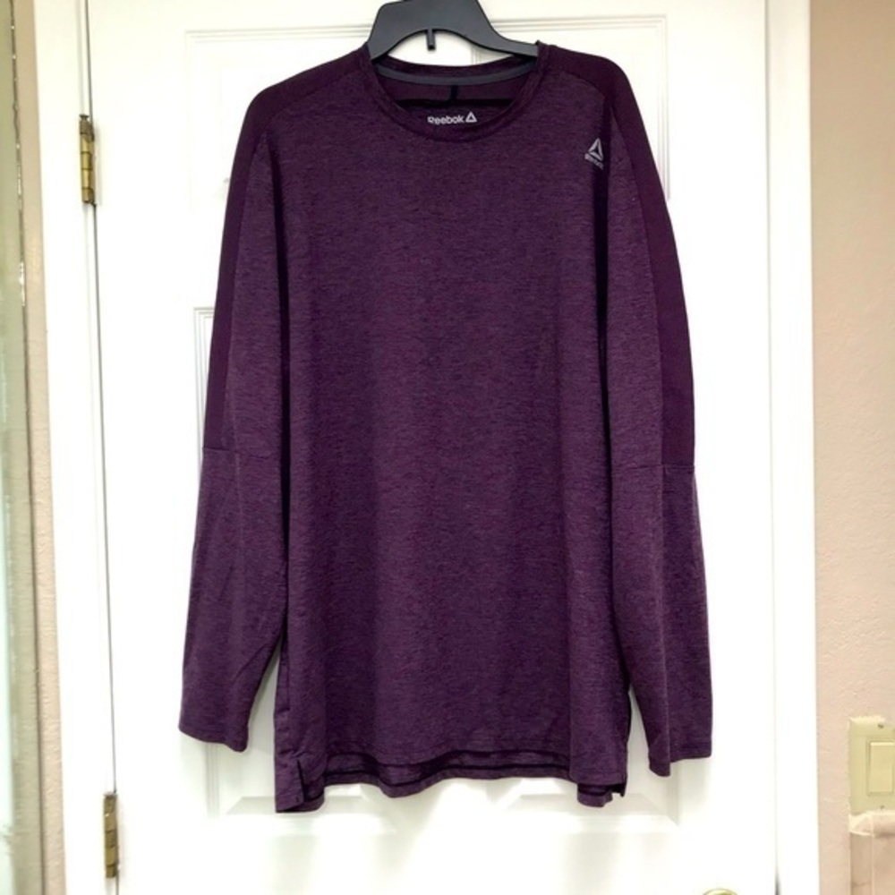 Reebok Men's Long Sleeved Athletic Shirt-Size 2XL